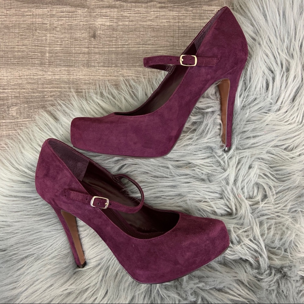 NWOT BCBGeneration Pauli’s Suede Mary Jane Heels